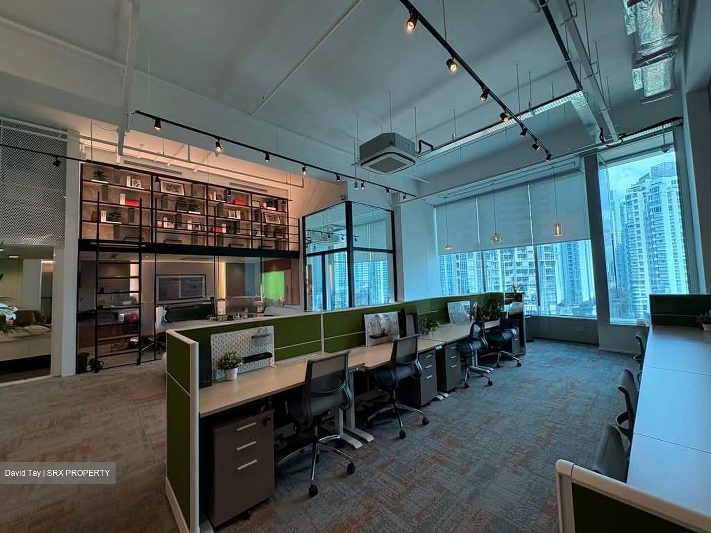 Arc 380 (D8), Office #553605921